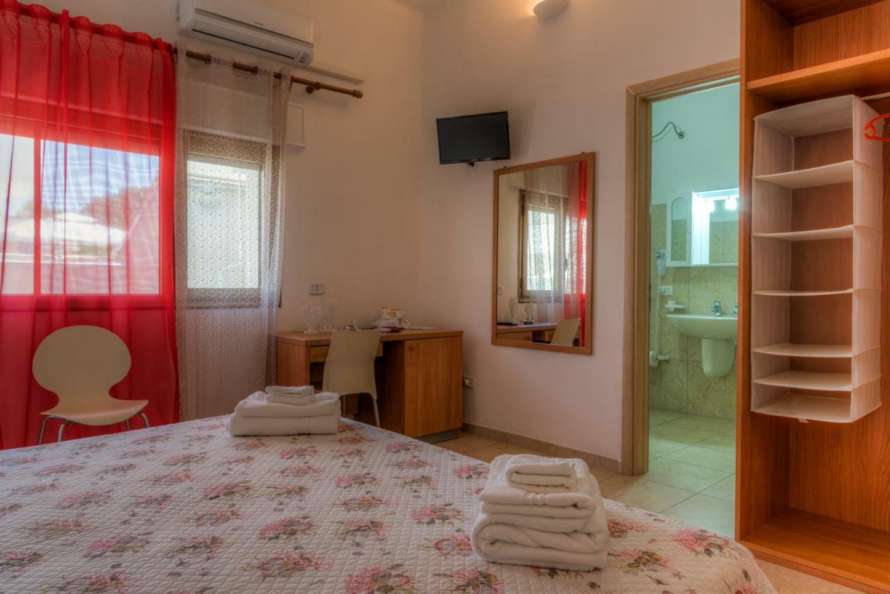 Aquarium Residence San Pietro in Bevagna Zewnętrze zdjęcie